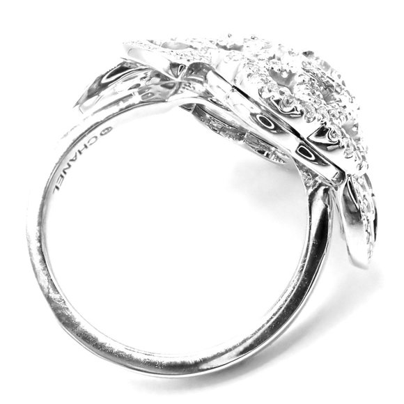 Authentic! Chanel Camellia Two Flower 18k White Gold Diamond Ring - Picture 5 of 12